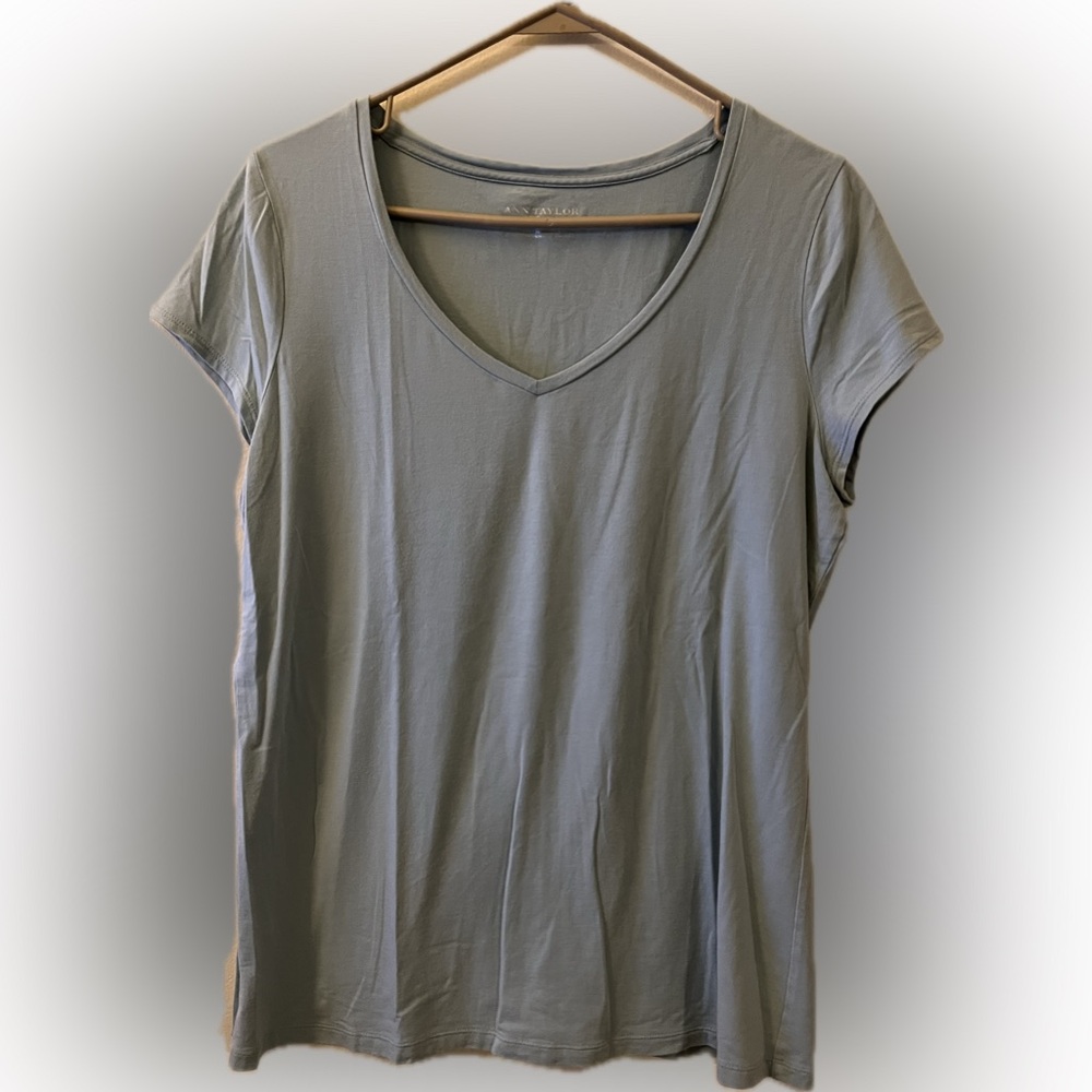 Ann Taylor Women's Short Sleeve Baby Blue Tee A